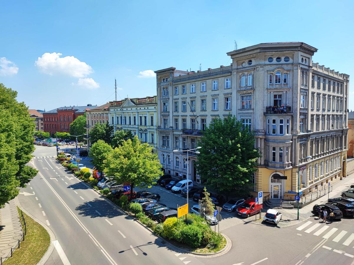 Centrum Grand Apartament Lägenhet Świdnica Exteriör bild